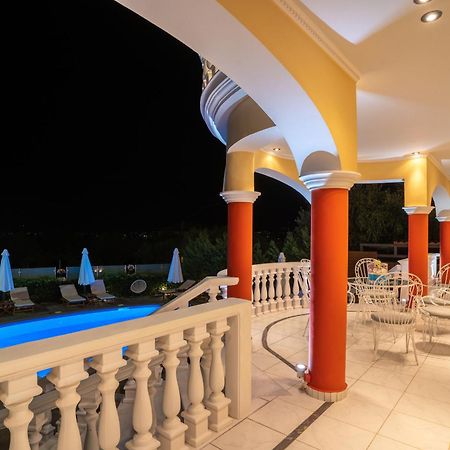 Villa Bella Sole Kalipadhon Ngoại thất bức ảnh