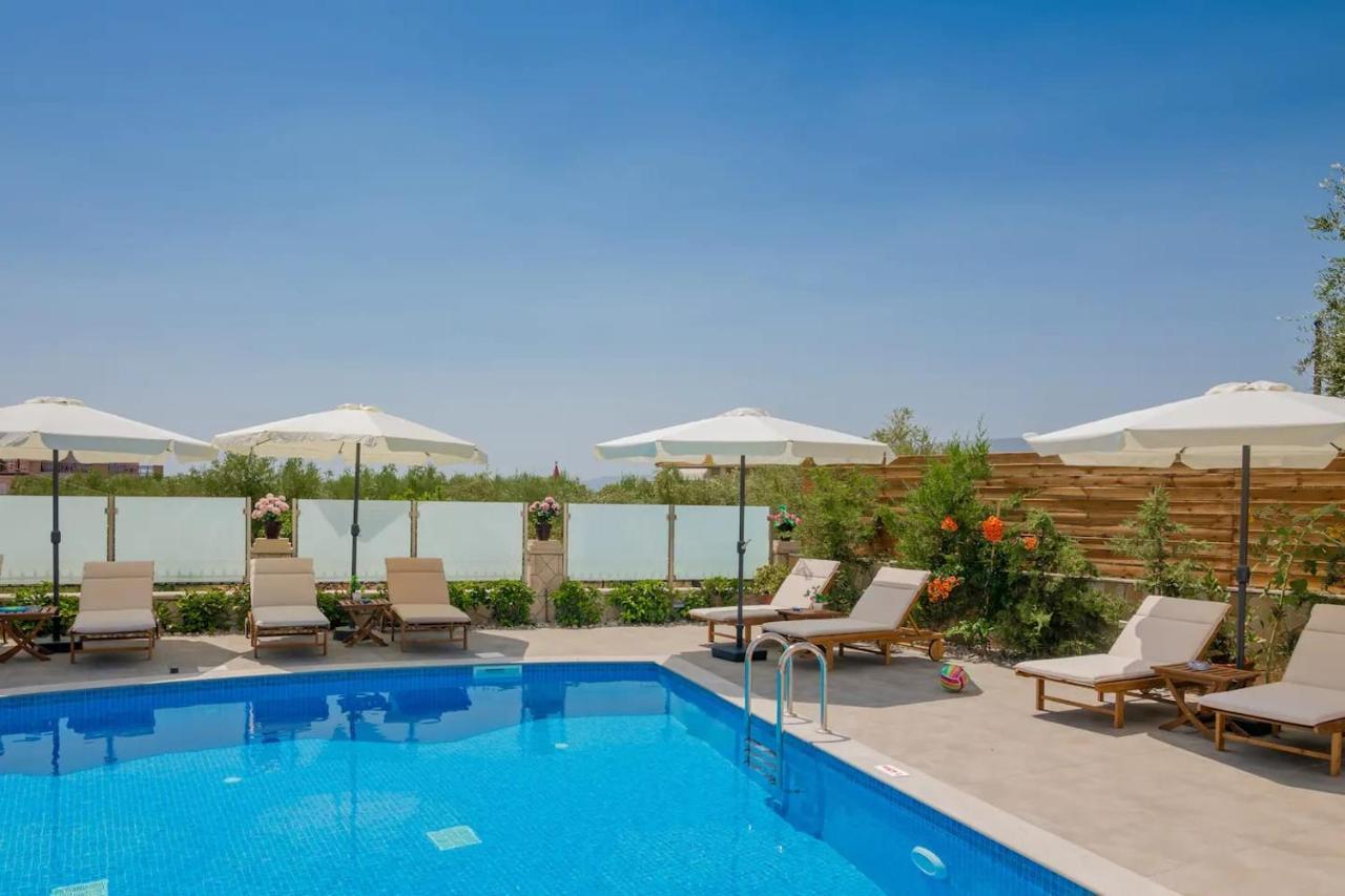 Villa Bella Sole Kalipadhon Ngoại thất bức ảnh